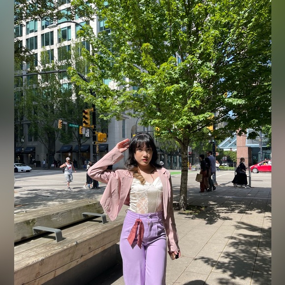 Powder pink cropped long sleeve blazer - Picture 2 of 2